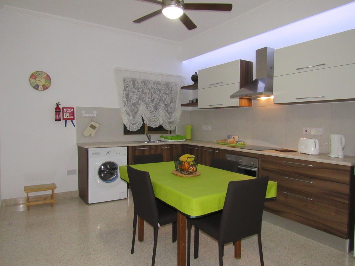 Central Studio Apartment Santa Vennera Eksteriør bilde