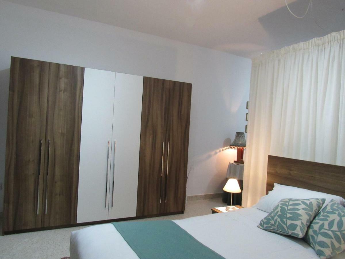 Central Studio Apartment Santa Vennera Eksteriør bilde